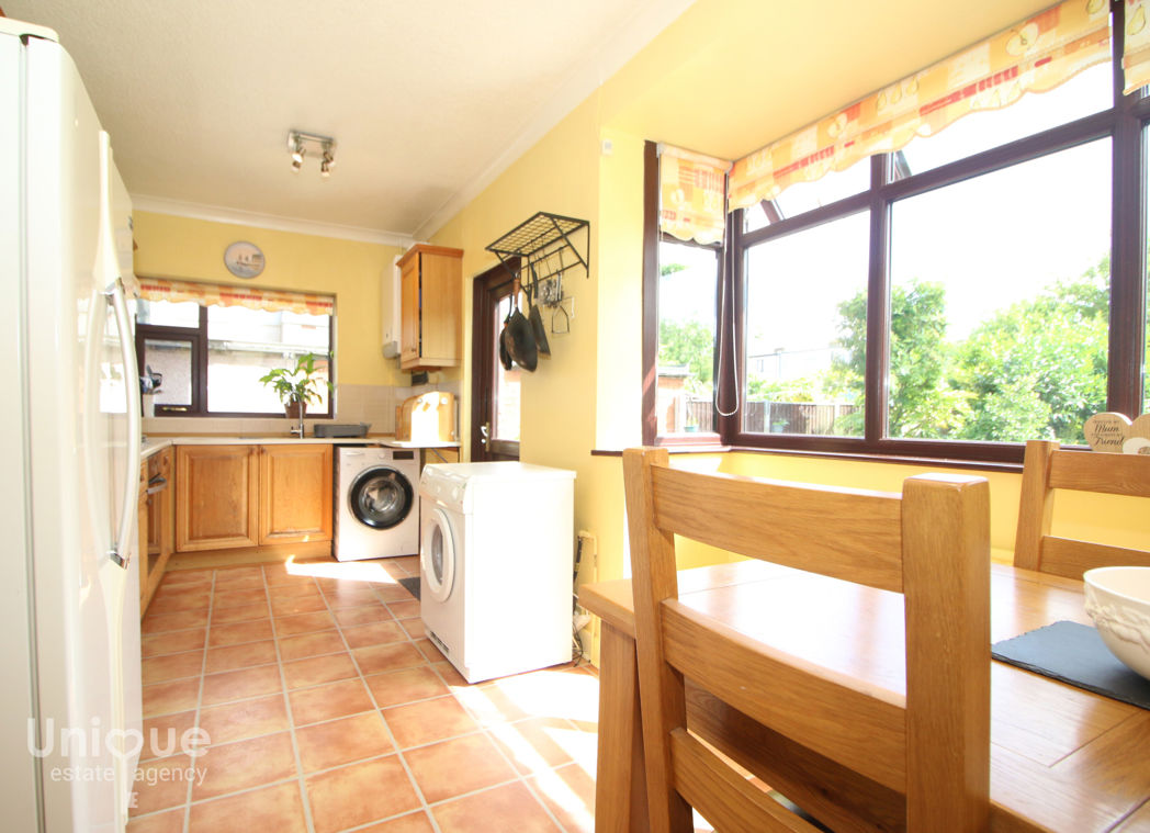 Property image 4 of 17
