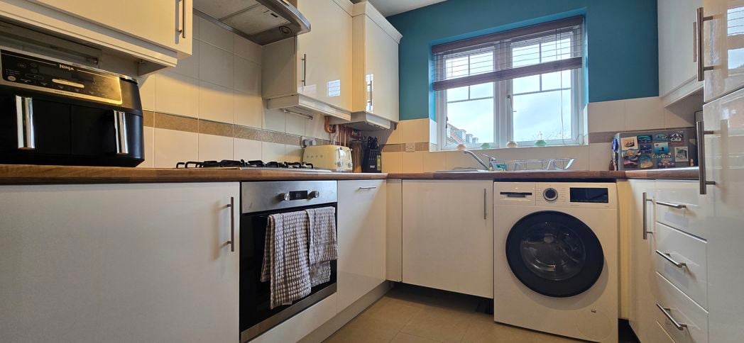 Property image 3 of 23