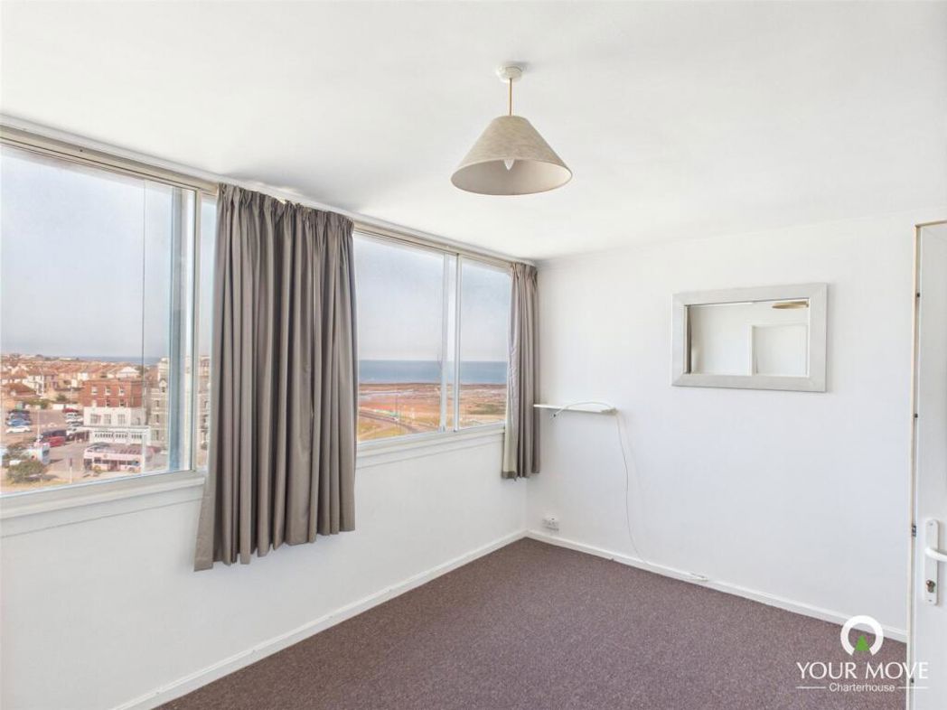 Property image 7 of 9
