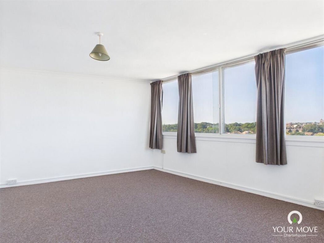 Property image 8 of 9