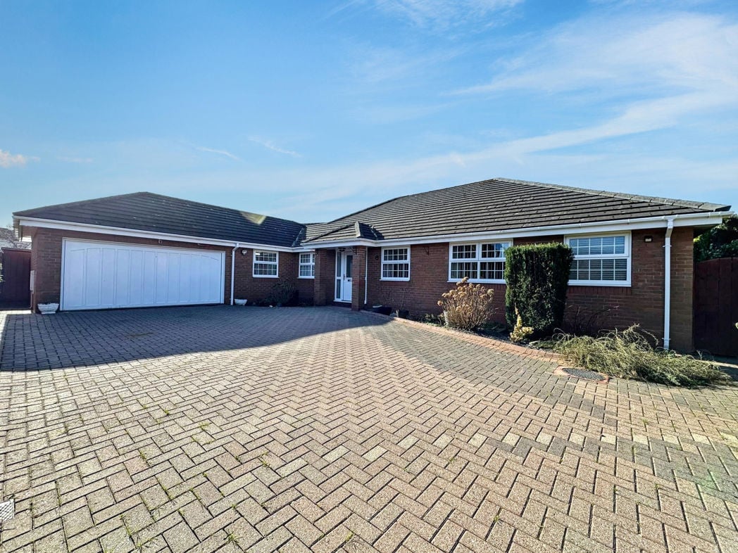 Property image 1 of 27