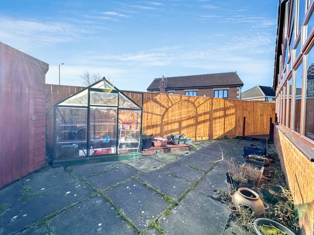 Property image 25 of 27