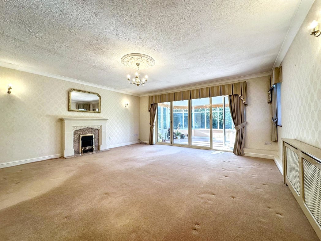 Property image 4 of 27