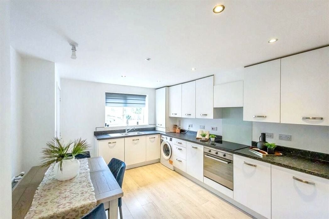 Property image 2 of 17