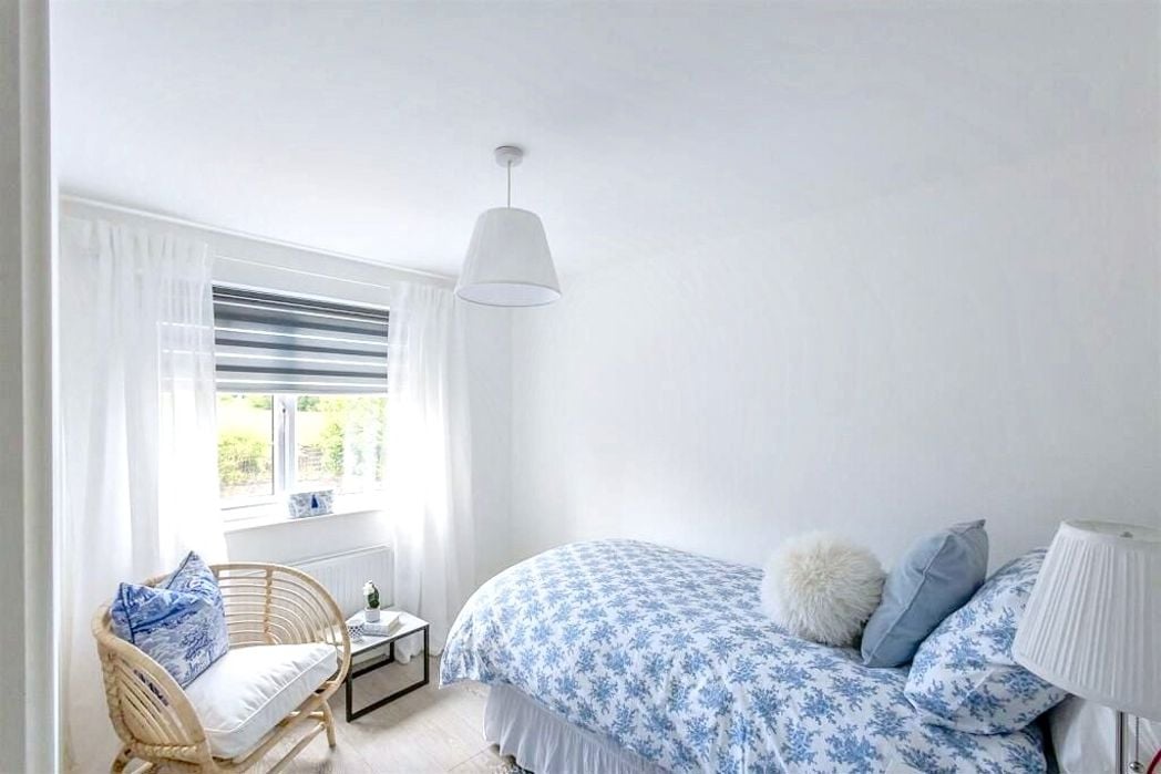 Property image 12 of 17