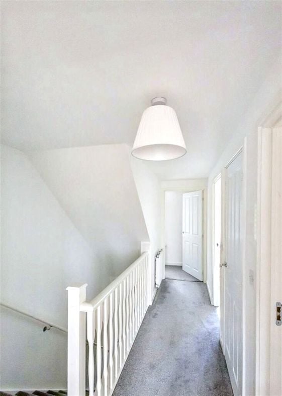 Property image 13 of 17