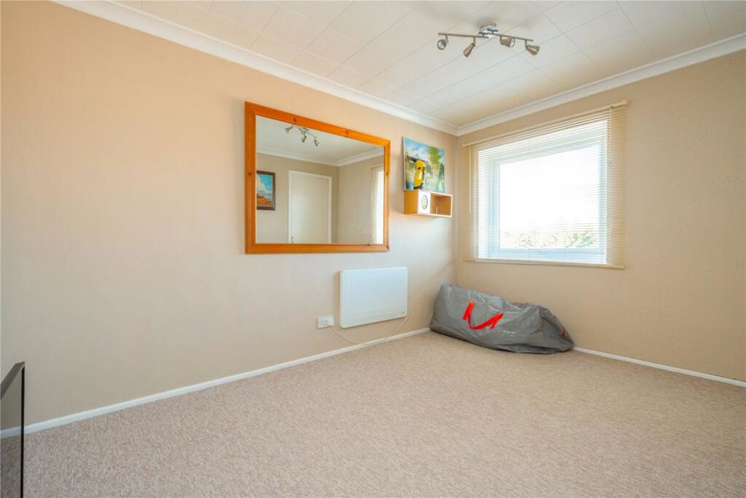 Property image 9 of 13