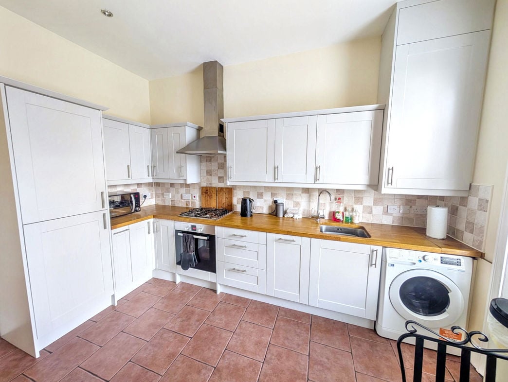Property image 6 of 18