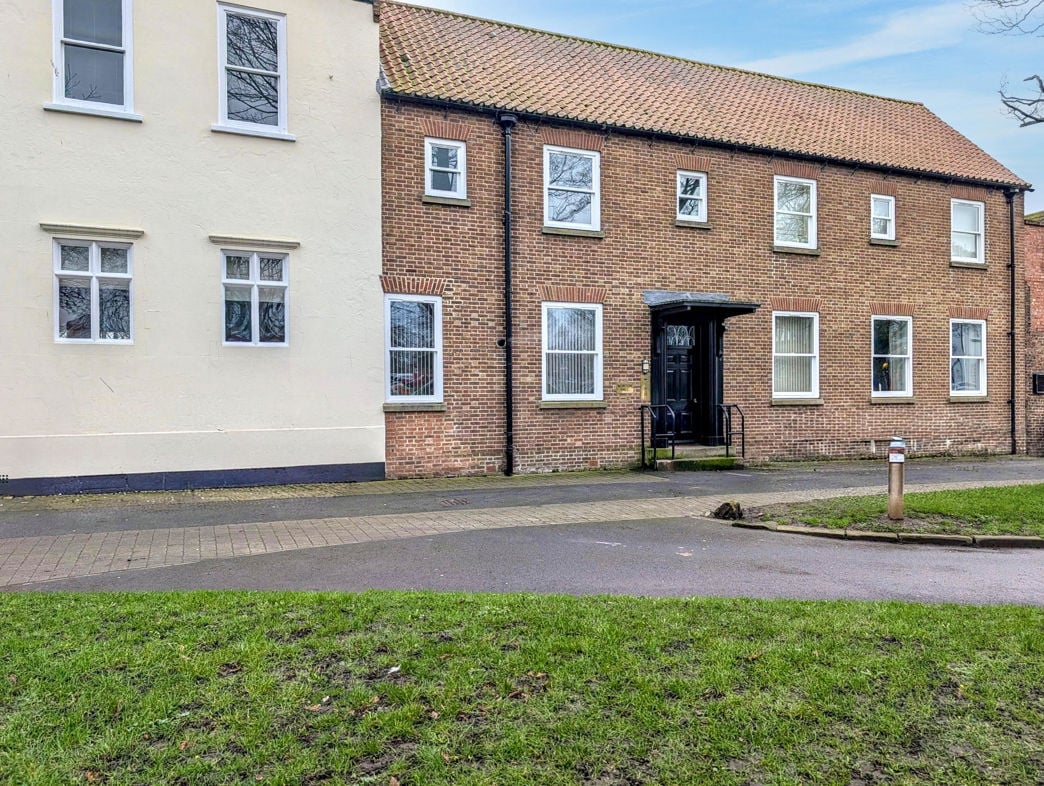 Property image 17 of 18