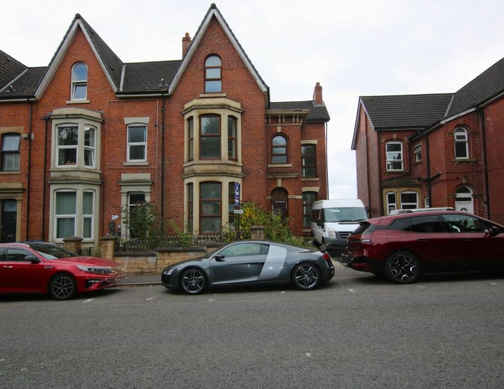 Property image 1 of 20