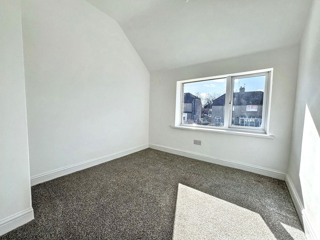 Property image 7 of 9