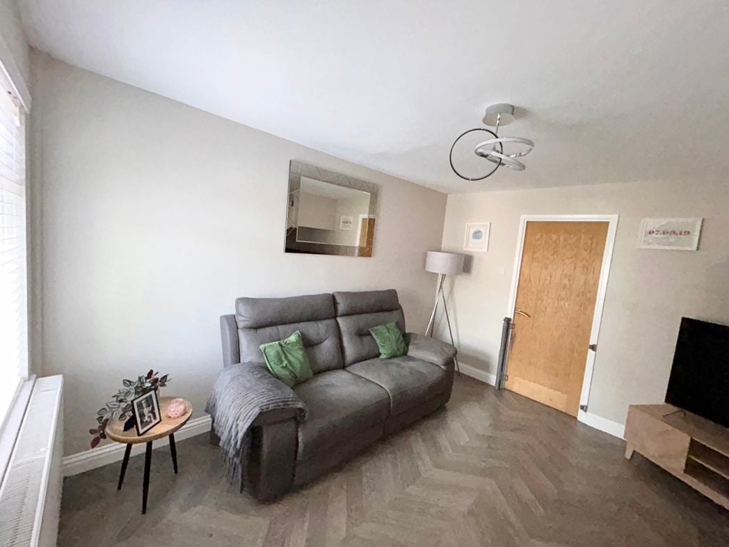 Property image 6 of 15