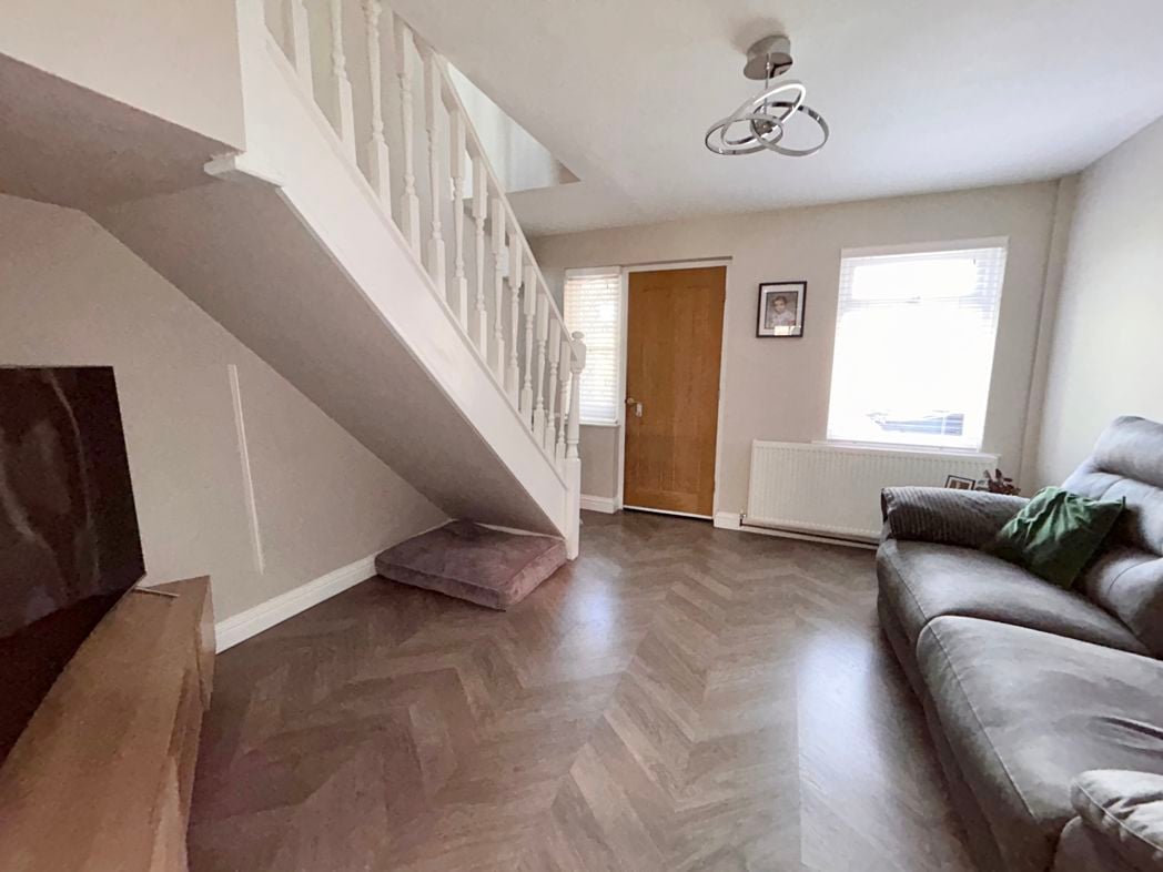 Property image 5 of 15