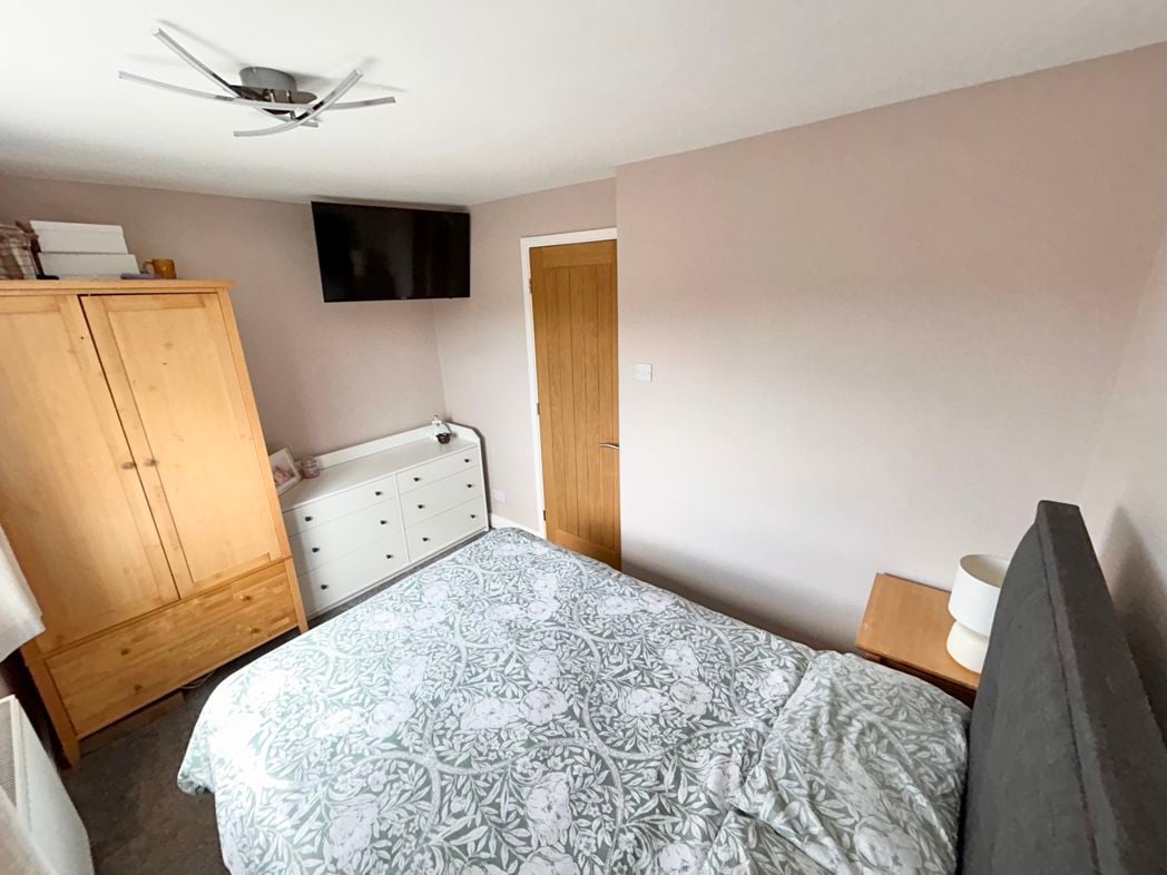 Property image 10 of 15