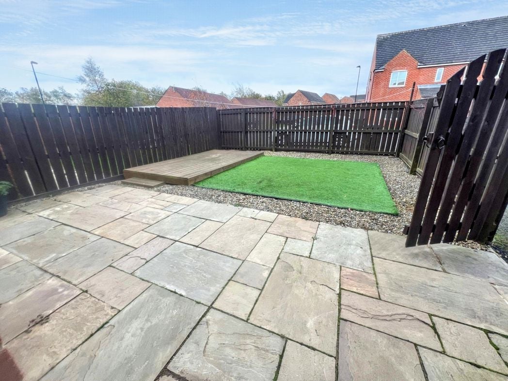 Property image 9 of 14