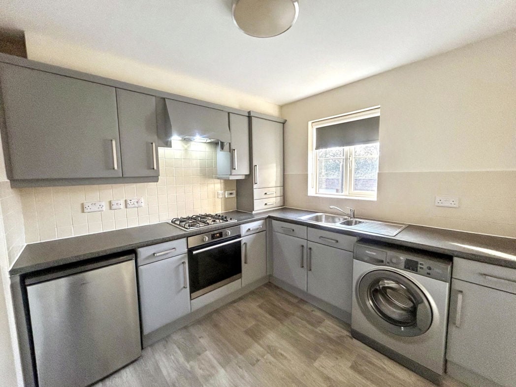 Property image 3 of 19