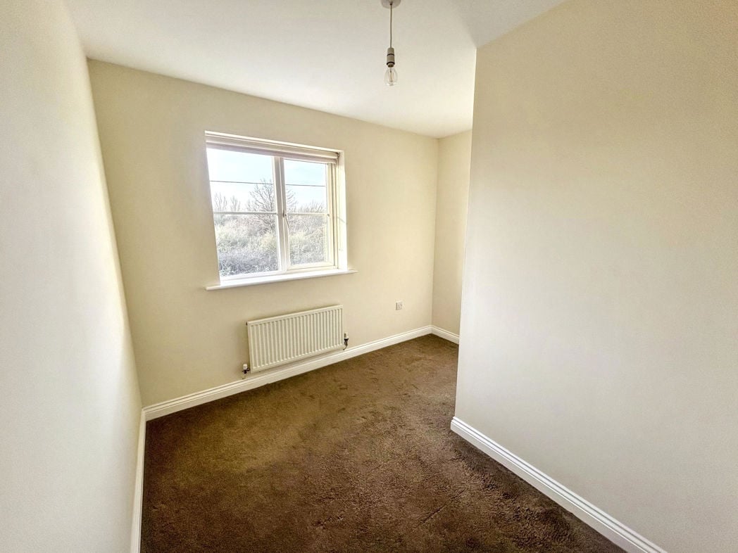 Property image 15 of 19