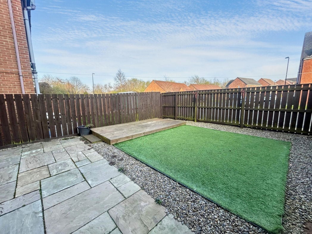 Property image 16 of 19