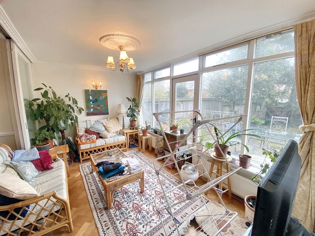 Property image 10 of 37