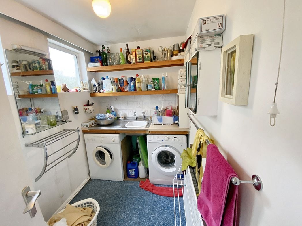 Property image 7 of 37