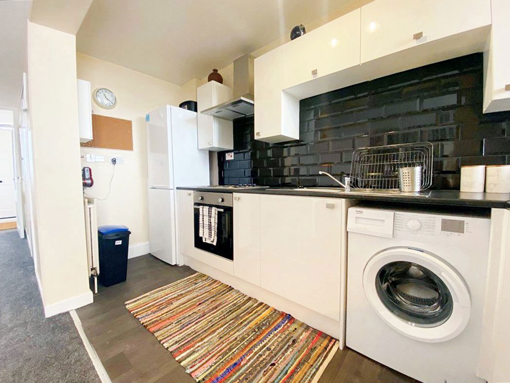 Property image 1 of 12