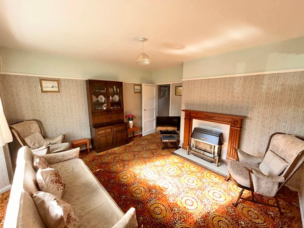 Property image 2 of 17