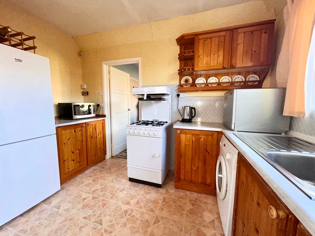 Property image 3 of 17