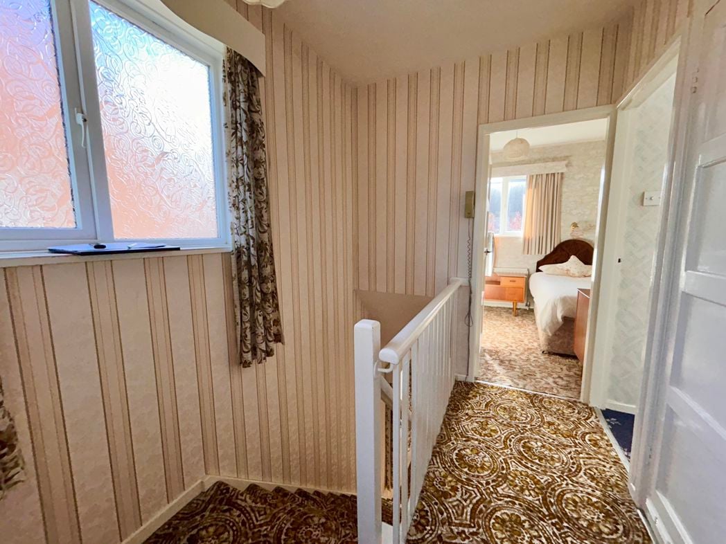 Property image 8 of 17