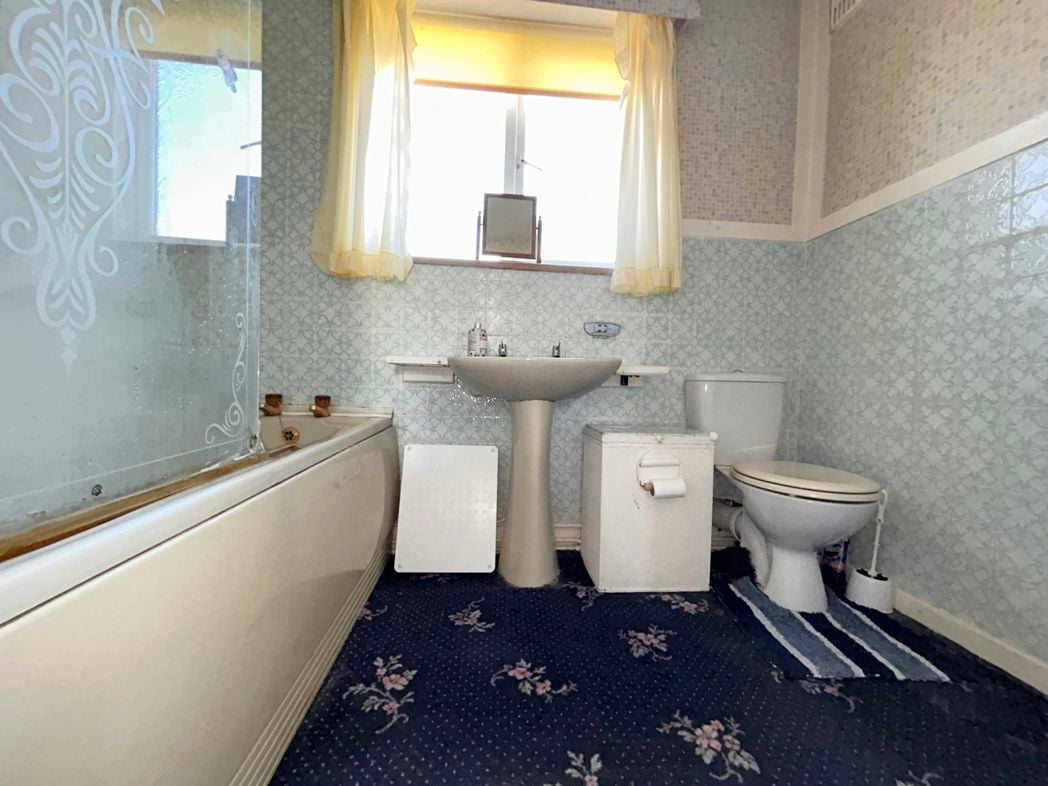 Property image 16 of 17