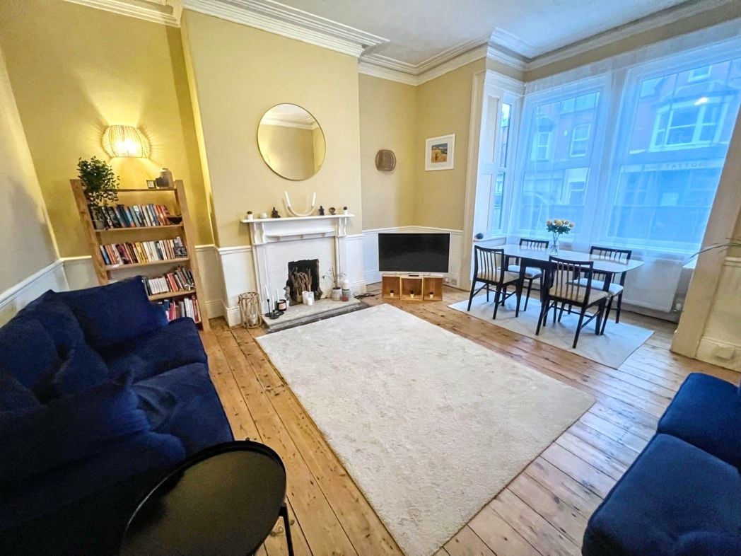 Property image 2 of 13