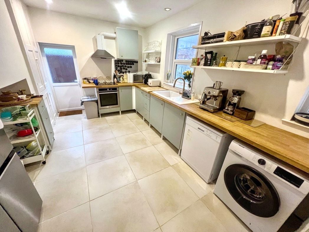 Property image 6 of 13