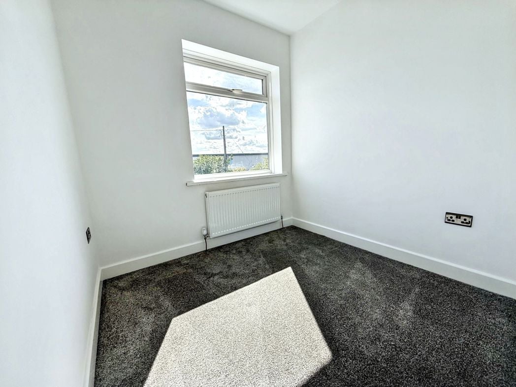 Property image 13 of 16