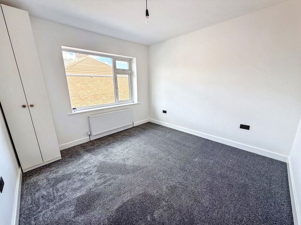 Property image 12 of 16