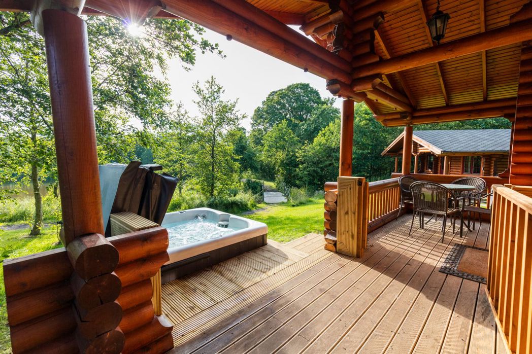 Property image 2 of 17