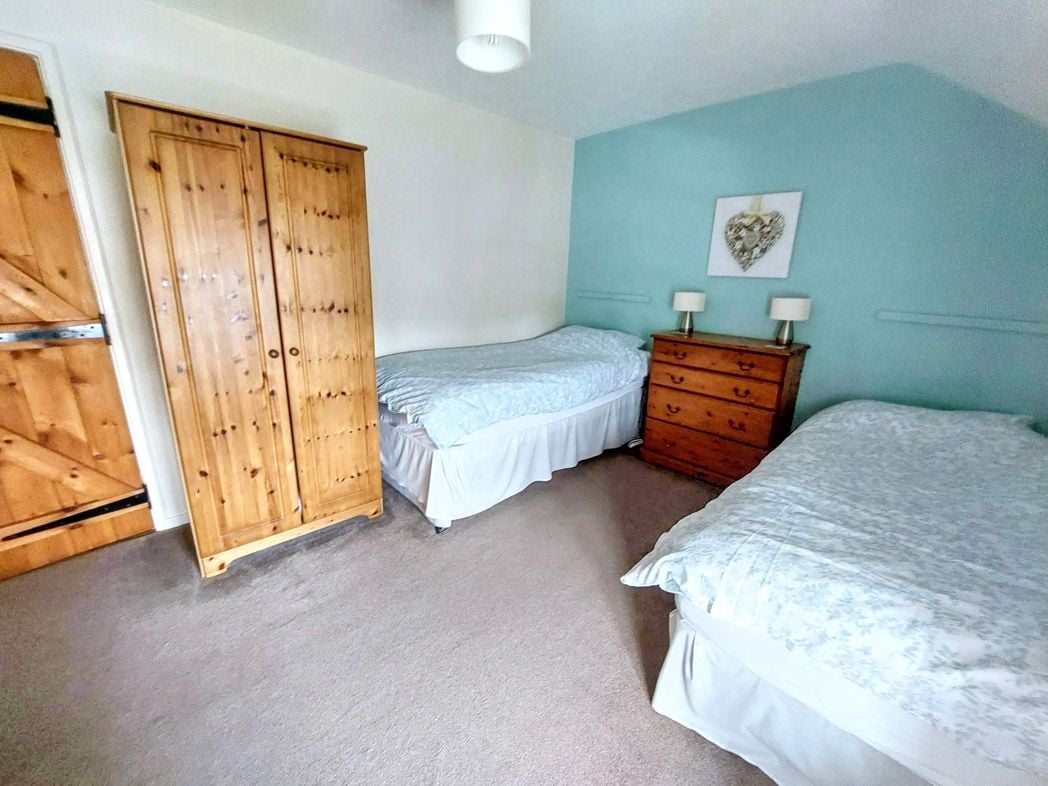 Property image 15 of 29