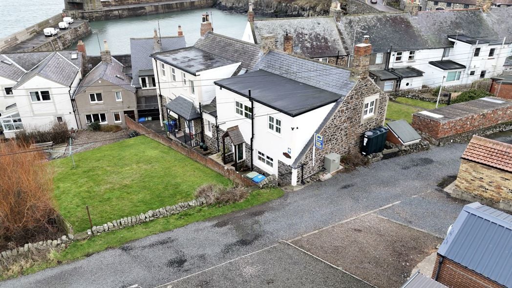 Property image 2 of 29