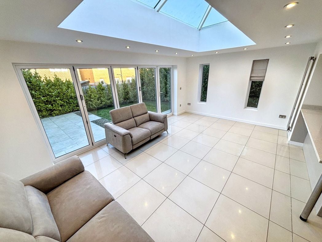 Property image 7 of 24
