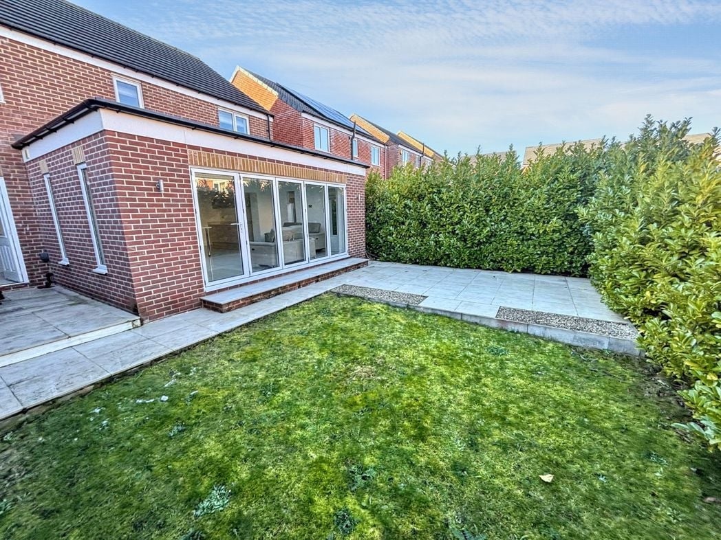 Property image 22 of 24