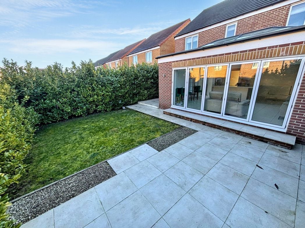 Property image 23 of 24