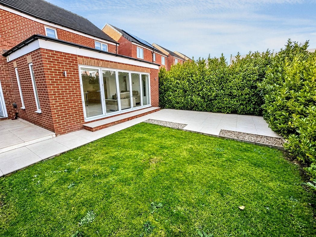 Property image 22 of 24