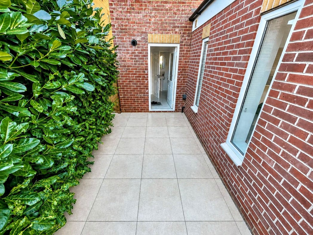 Property image 24 of 24