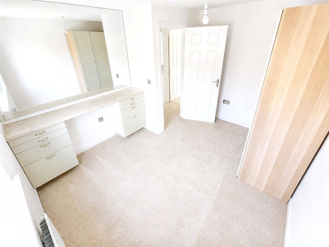 Property image 13 of 20
