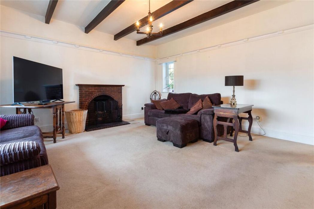 Property image 3 of 18