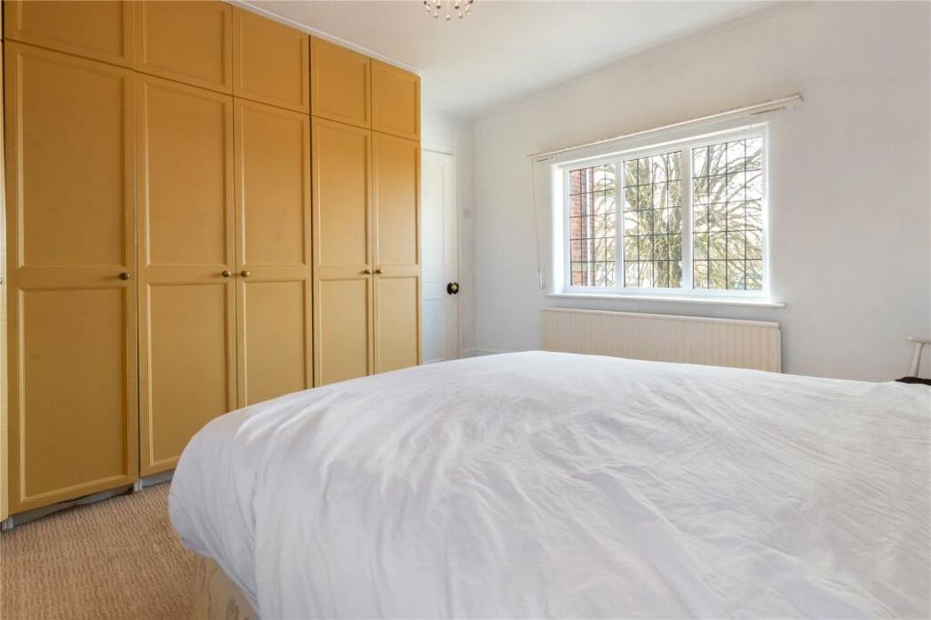 Property image 10 of 18