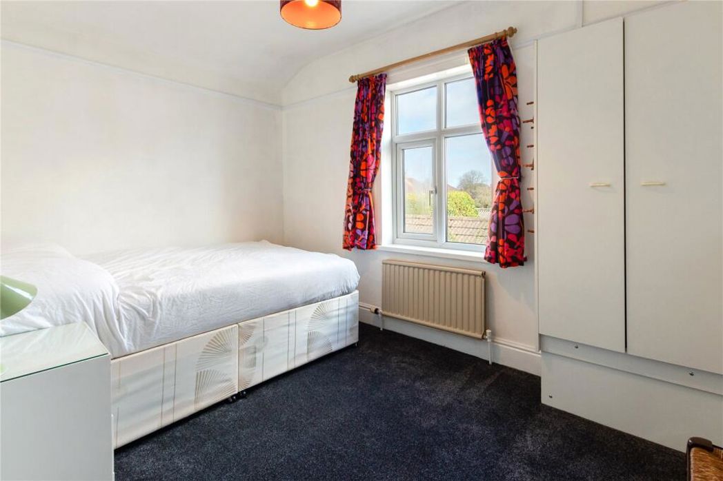 Property image 11 of 18