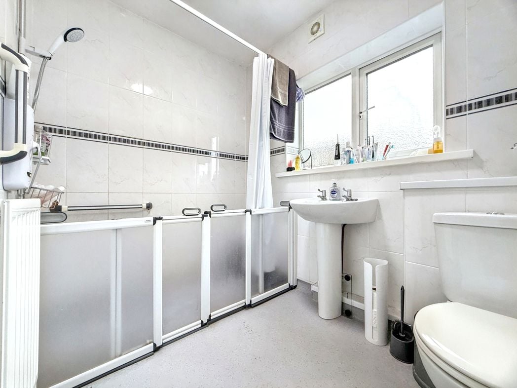 Property image 10 of 20