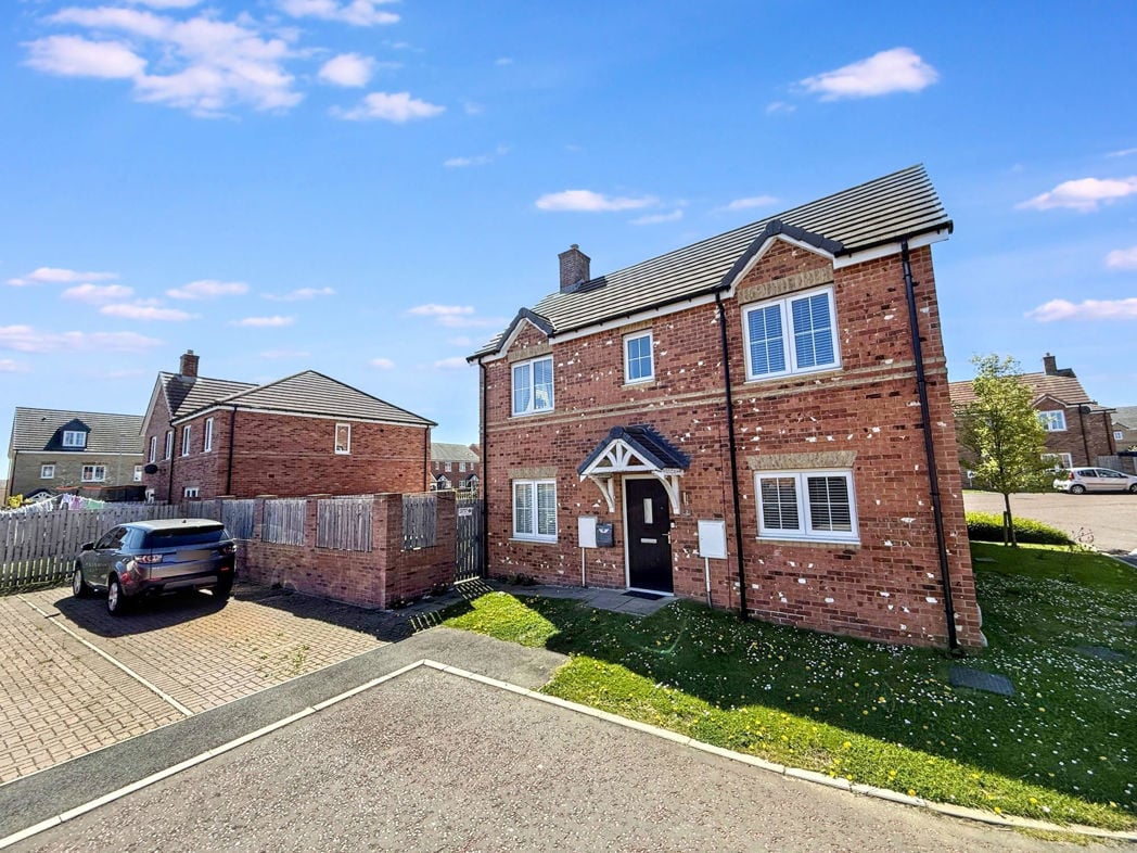 Property image 1 of 21