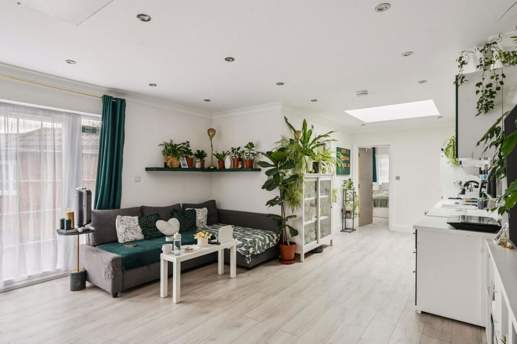 Property image 7 of 14