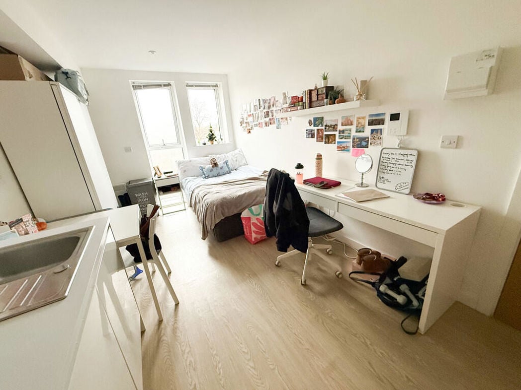 Property image 2 of 7