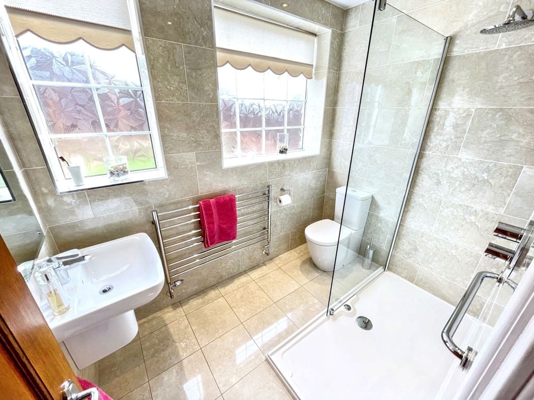 Property image 8 of 10